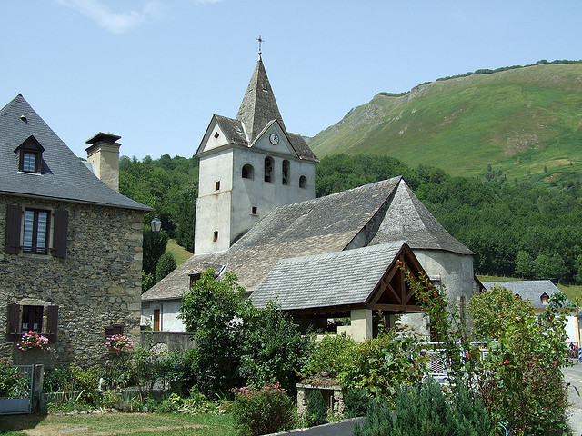 Village d'Arrens Marsous - Tourisme autour de nos gites en val d'Azun dans les Pyrenees